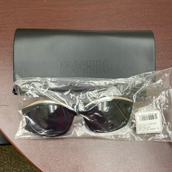 Moschino Accessories - Moschino sunglasses‎